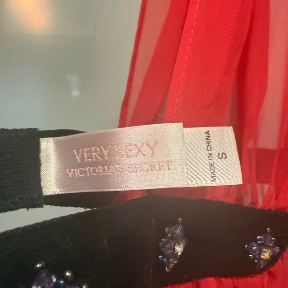 RARE! Victoria's Secret, Very Sexy label - UNBELIEVABLE offer! - Picture 4 of 6